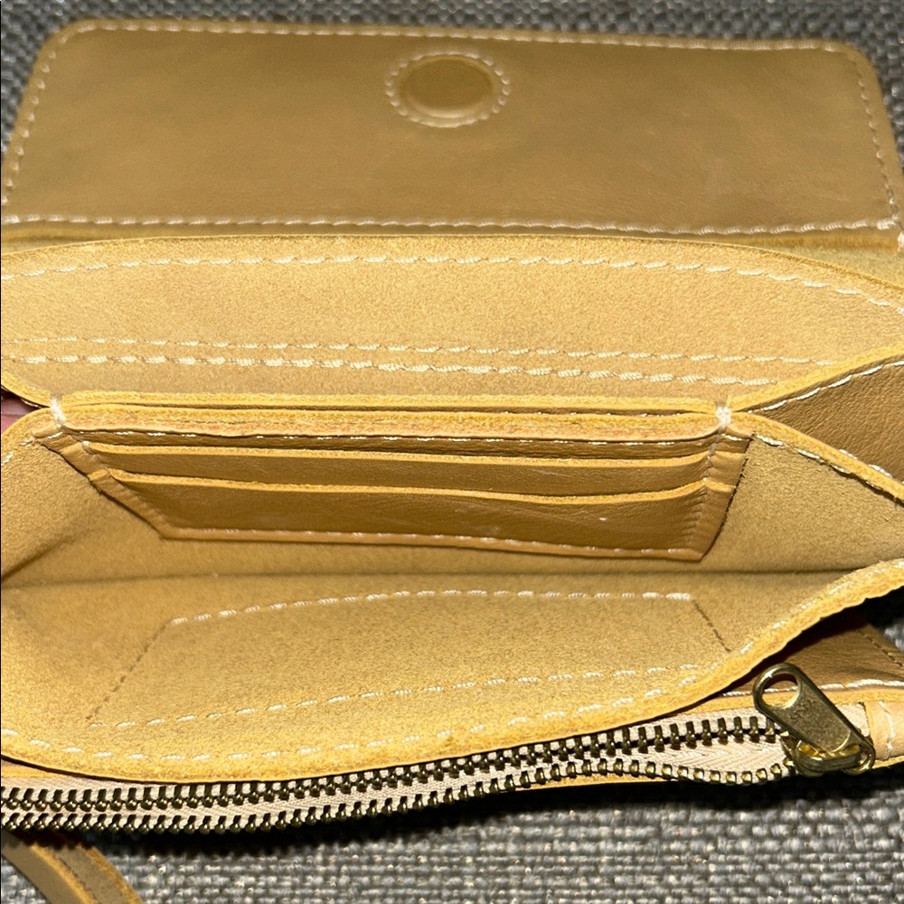 Portland Leather Goods Lily Wristlet - Picture 4 of 5